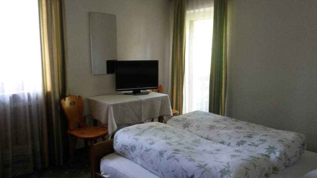 Bed and Breakfast Garni Sayonara Сан-Виджилио-ди-Мареббе Номер фото